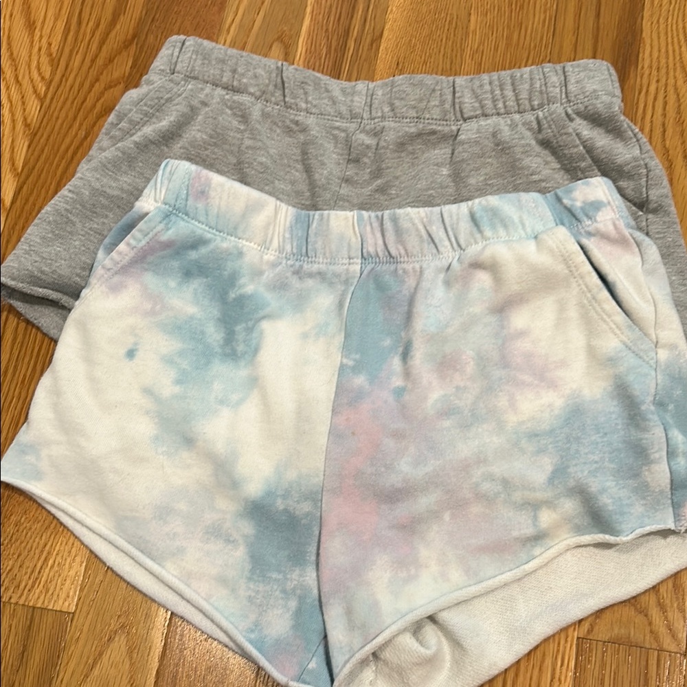 2 pairs girls shorts- tie dye and gray, size M